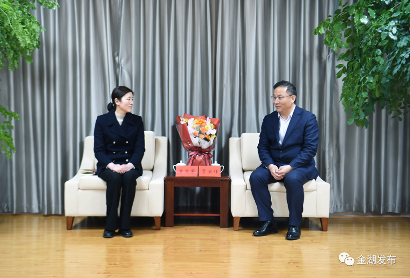 贺宝祥会见履职归来...