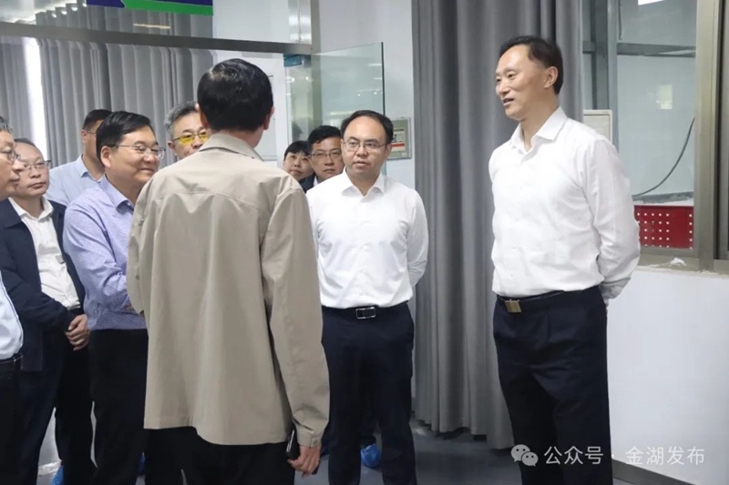 副市长张冲林来金调研部分重点工业企业